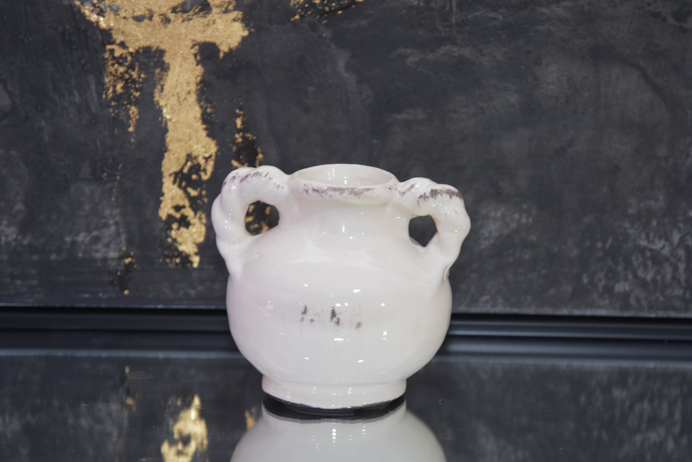 Vintagestyle ceramic pot