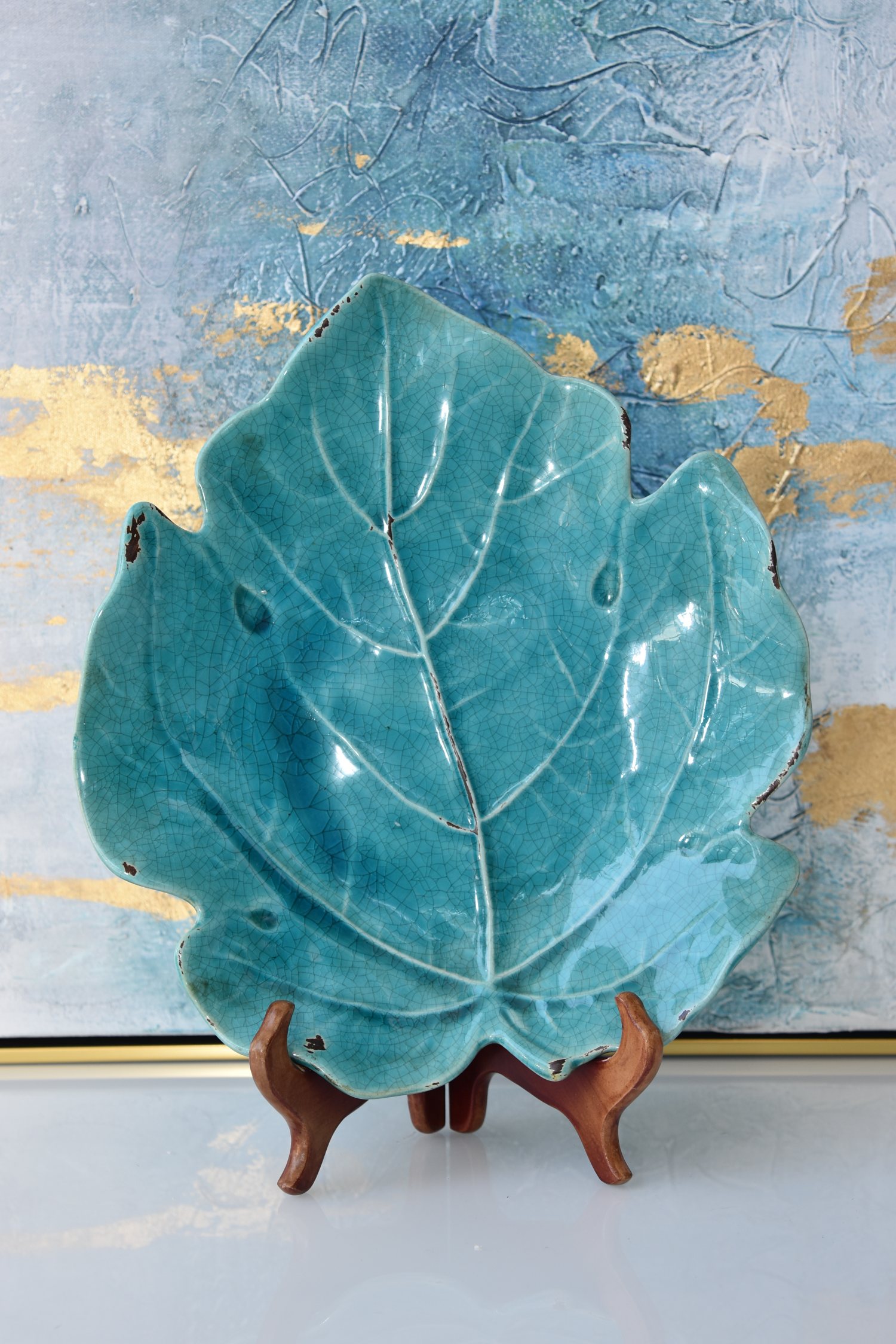 Ceramic vintagestyle tyrkouaz leaf