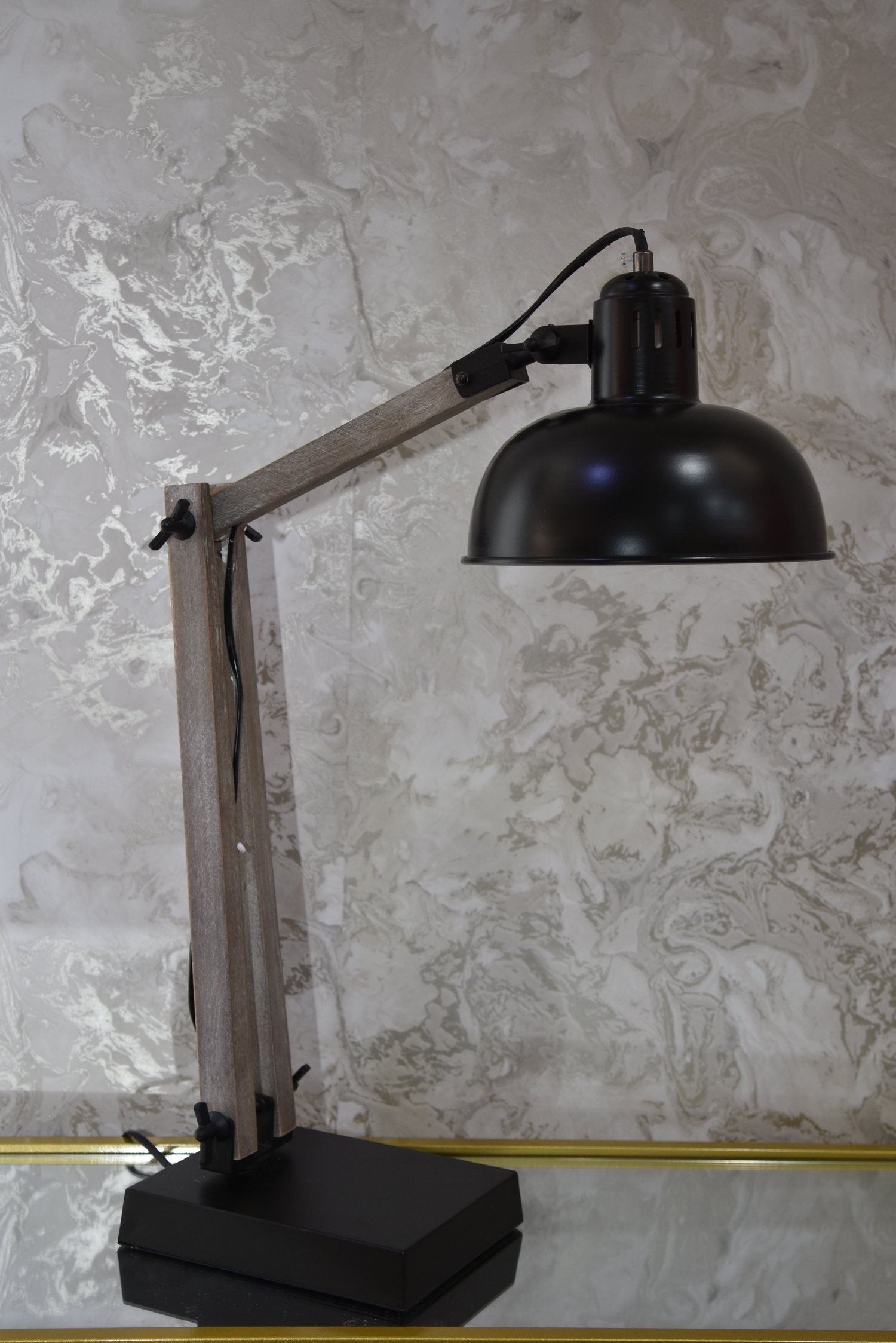 INDUSTRIAL TABLE LAMP
