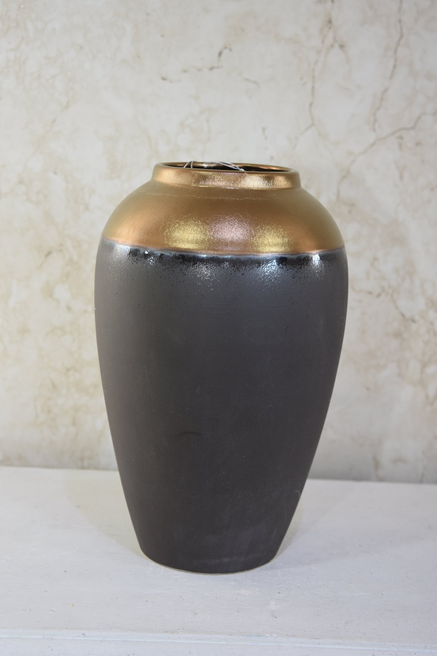 Pottery vase