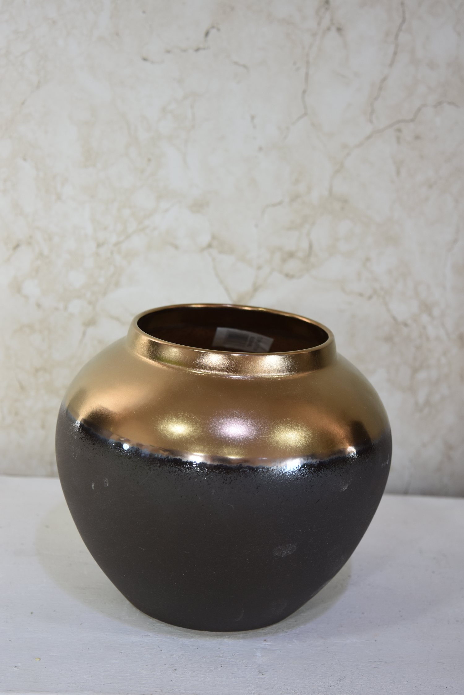 Pottery vase