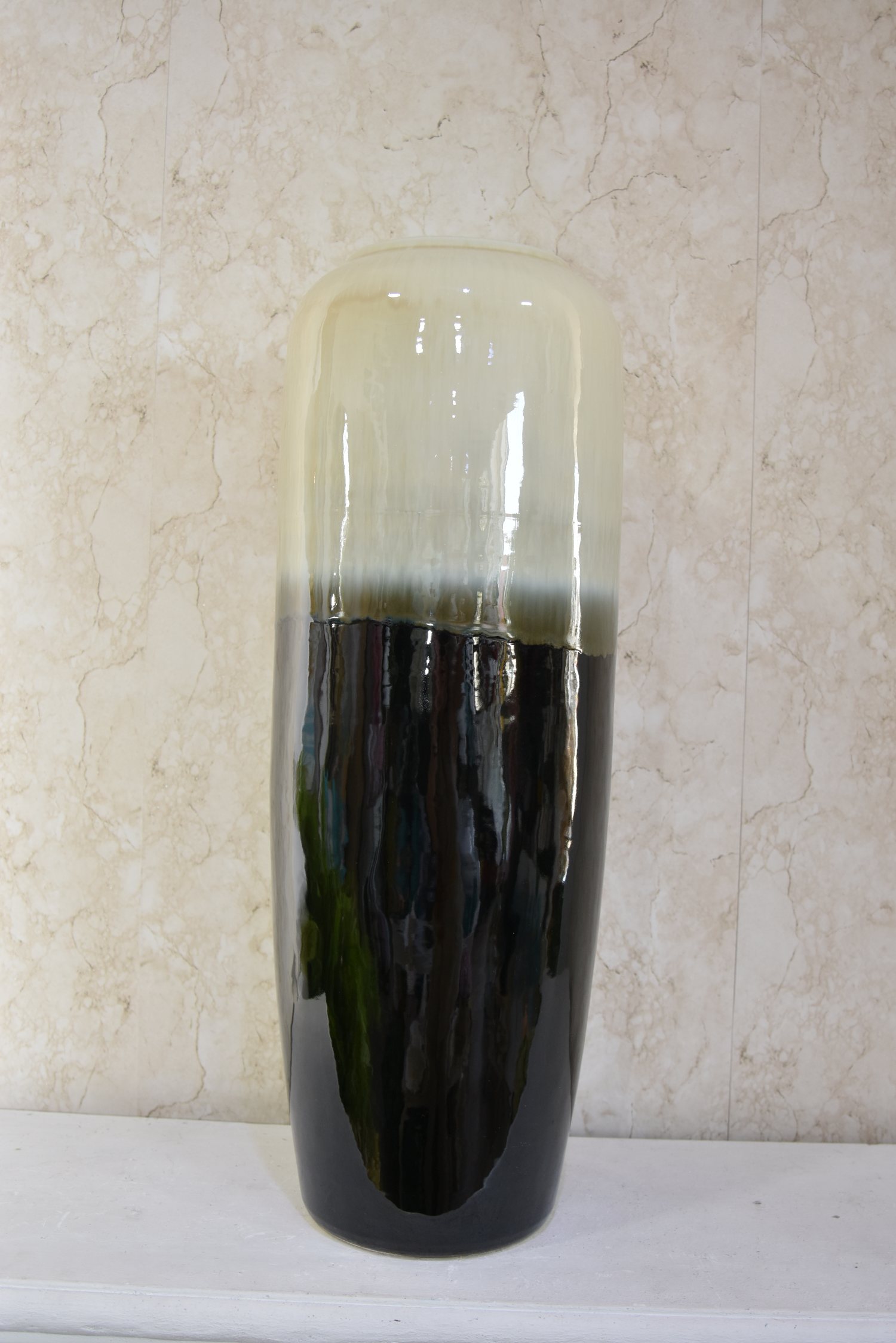 Floor pottery vase